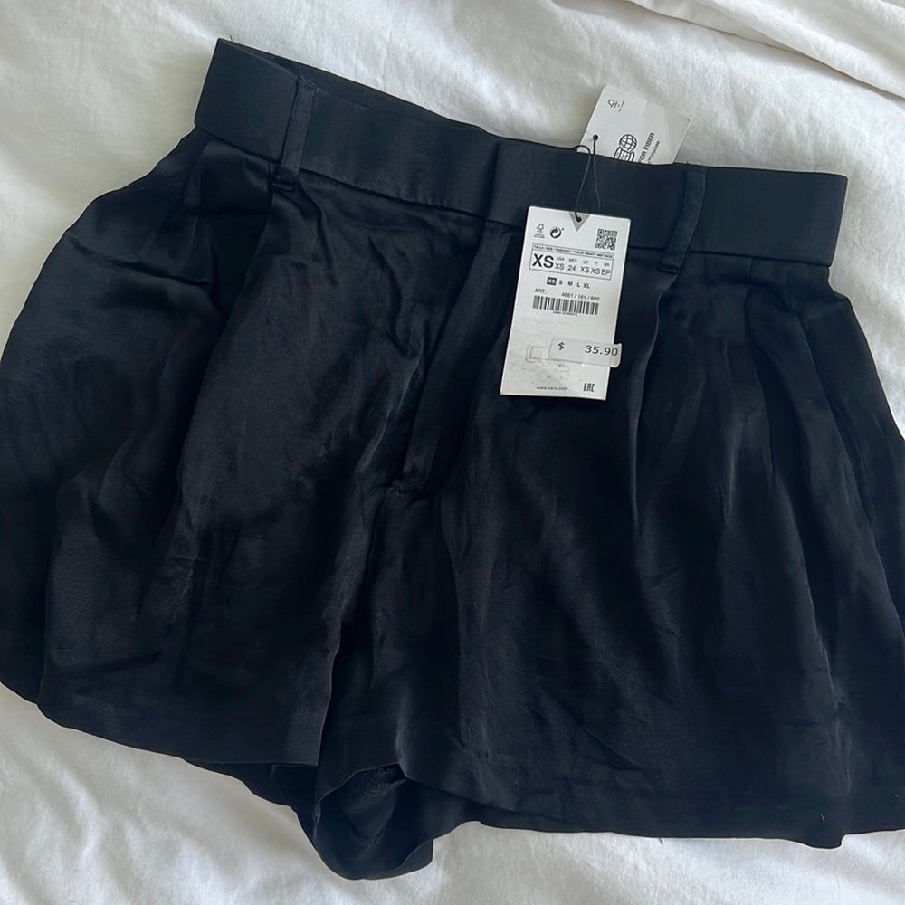 NWT Satin Zara shorts